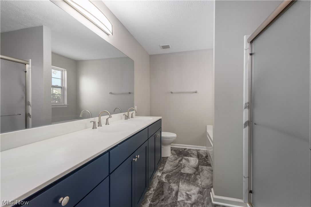 157 Stone Ridge Way Berea OH 44017