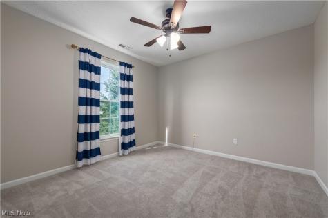 157 Stone Ridge Way Berea OH 44017