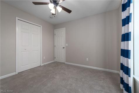 157 Stone Ridge Way Berea OH 44017