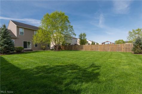 157 Stone Ridge Way Berea OH 44017
