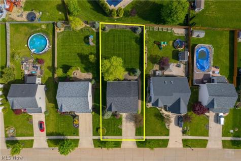 157 Stone Ridge Way Berea OH 44017