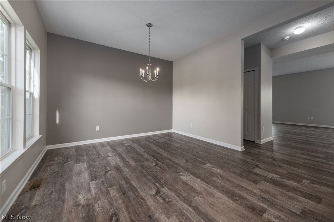 157 Stone Ridge Way Berea OH 44017