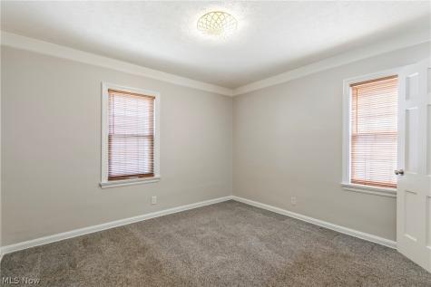 29 Davenport Avenue Akron OH 44312