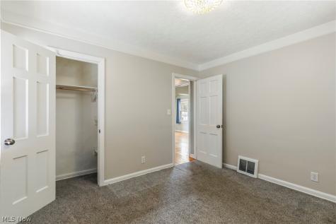 29 Davenport Avenue Akron OH 44312