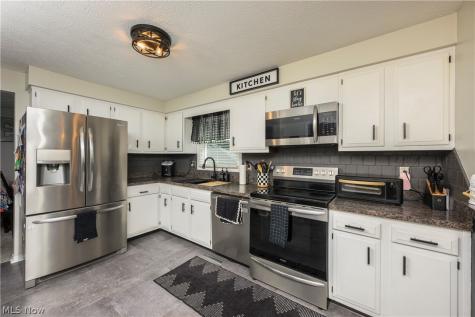 600 Snively Avenue NW Massillon OH 44646