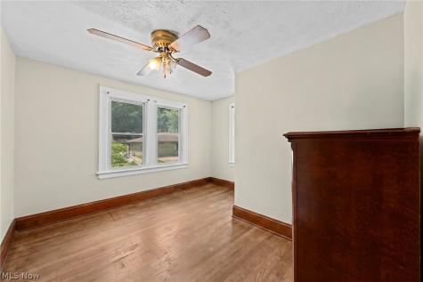 819 Keeney Street Akron OH 44310