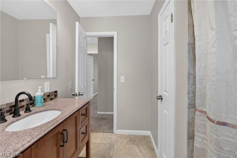 25077 Deerfield Drive North Olmsted OH 44070