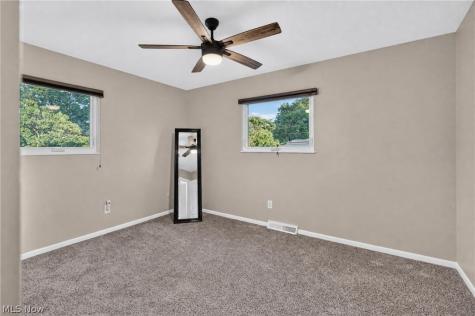 25077 Deerfield Drive North Olmsted OH 44070