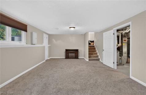25077 Deerfield Drive North Olmsted OH 44070
