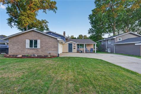 25077 Deerfield Drive North Olmsted OH 44070