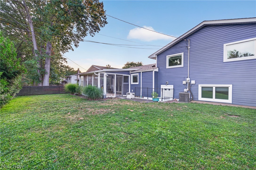 25077 Deerfield Drive North Olmsted OH 44070