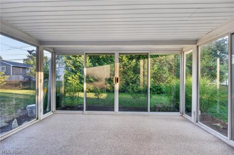 25077 Deerfield Drive North Olmsted OH 44070