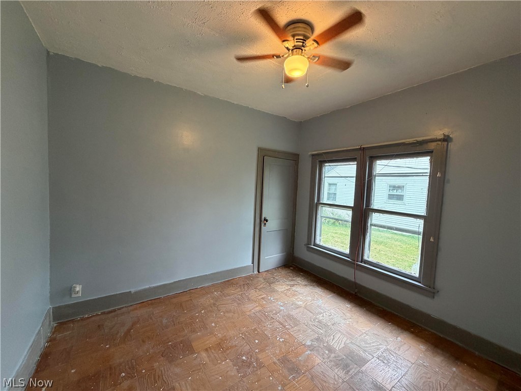 2048 Grafton Road Elyria OH 44035