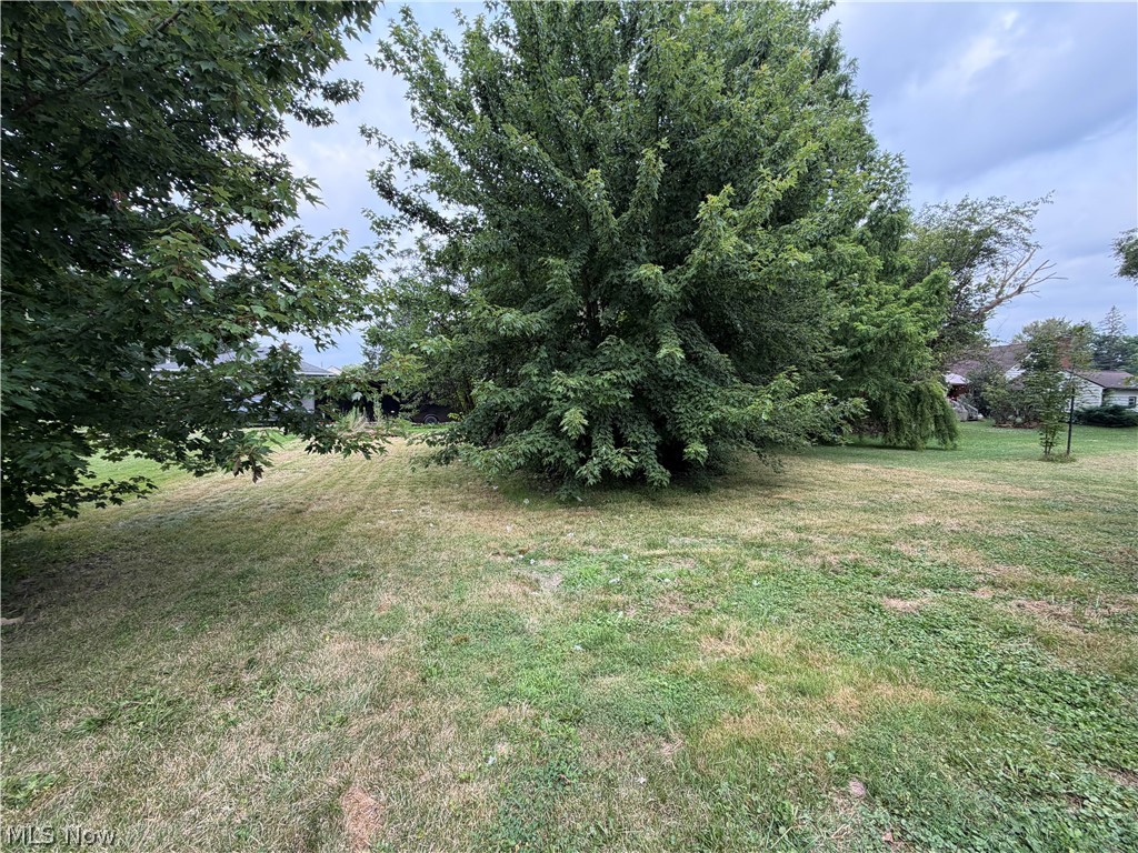 2048 Grafton Road Elyria OH 44035