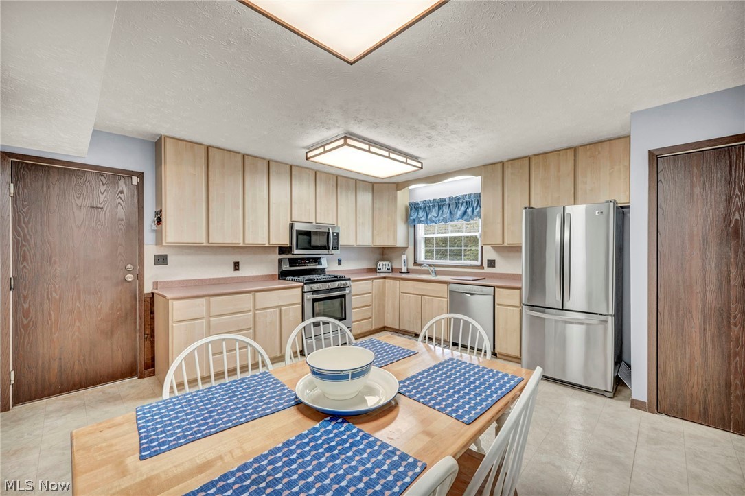 5931 Linder Circle NE Canton OH 44721