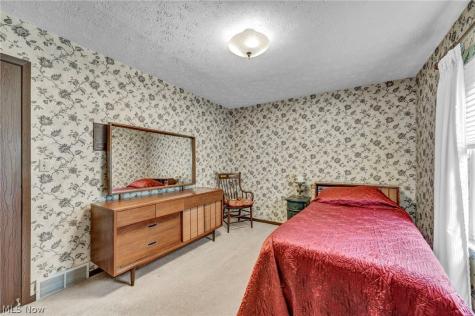 5931 Linder Circle NE Canton OH 44721