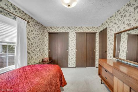 5931 Linder Circle NE Canton OH 44721
