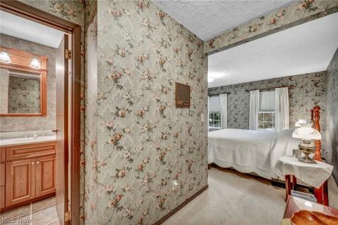 5931 Linder Circle NE Canton OH 44721