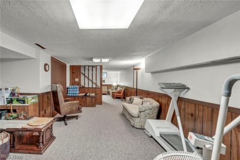 5931 Linder Circle NE Canton OH 44721