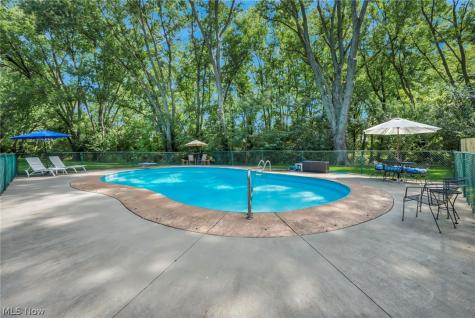 5931 Linder Circle NE Canton OH 44721
