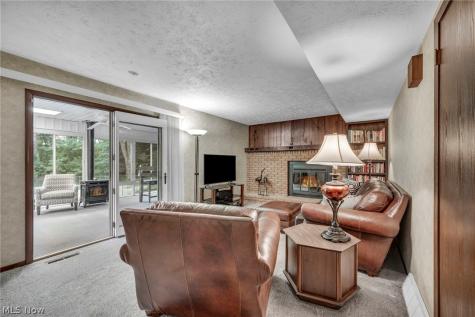 5931 Linder Circle NE Canton OH 44721