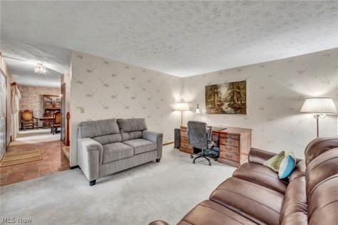 5931 Linder Circle NE Canton OH 44721