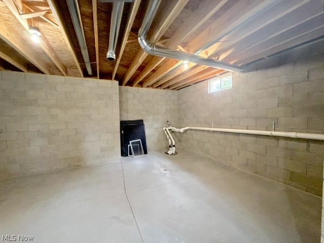 910 W Main Street Sugarcreek OH 44681