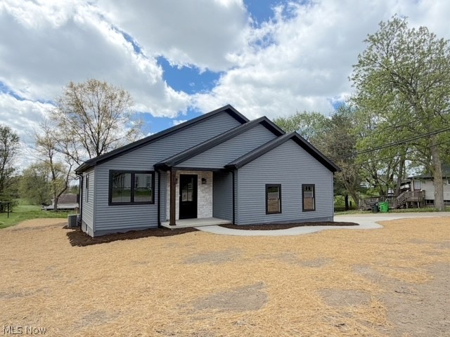 910 W Main Street Sugarcreek OH 44681