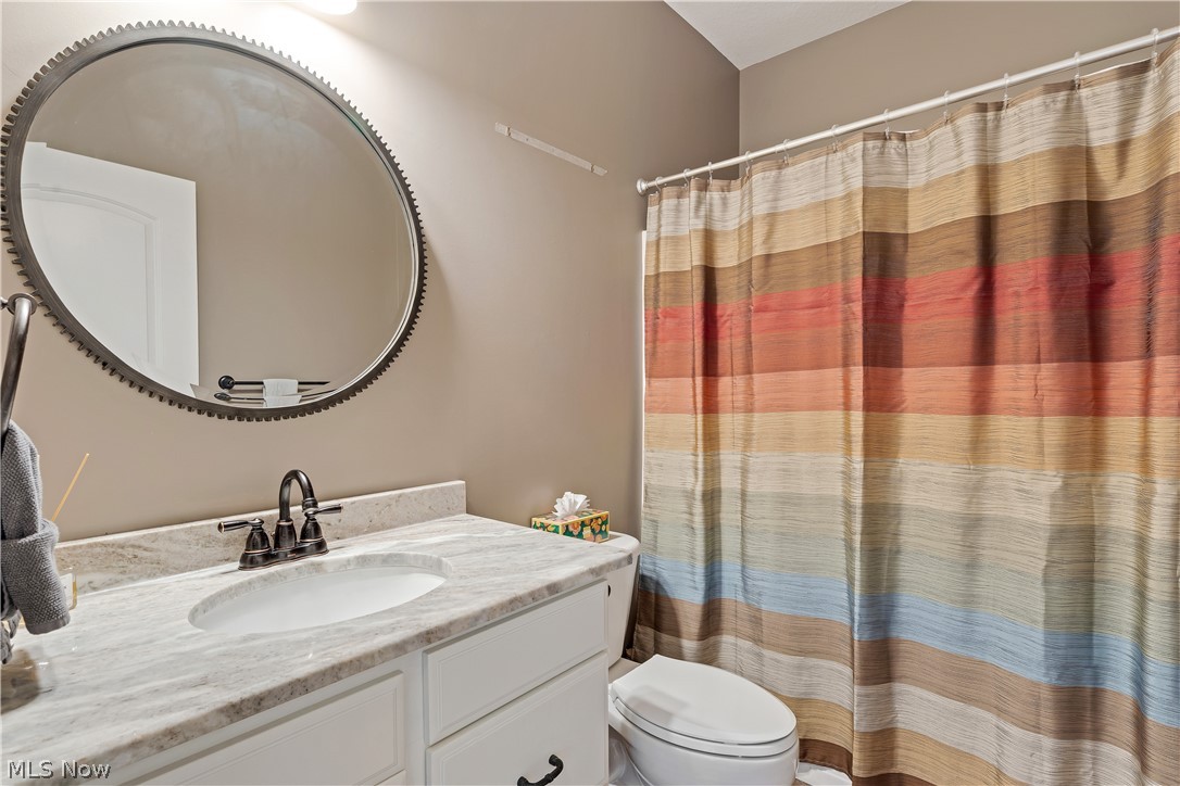 8021 Grayson Drive Canfield OH 44406
