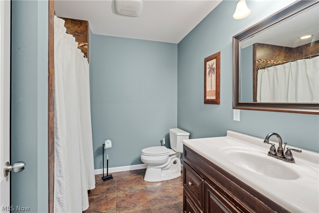 8021 Grayson Drive Canfield OH 44406