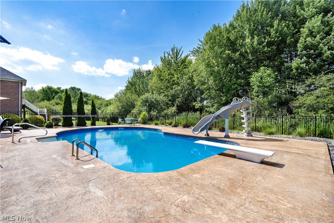 8021 Grayson Drive Canfield OH 44406