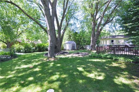 614 Hartzell Drive Norton OH 44203