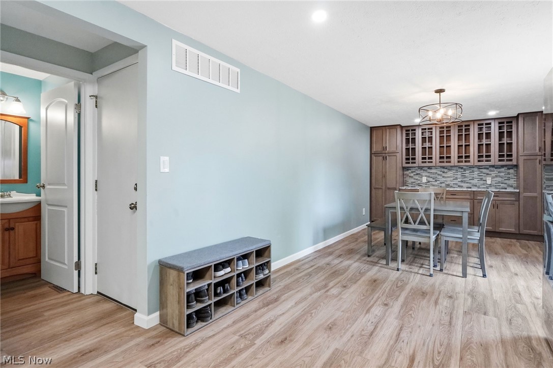 915 Old Farm Trail Medina OH 44256