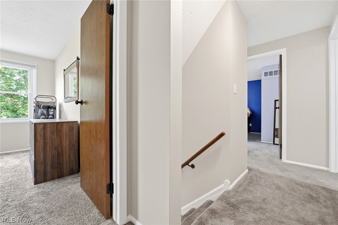 915 Old Farm Trail Medina OH 44256