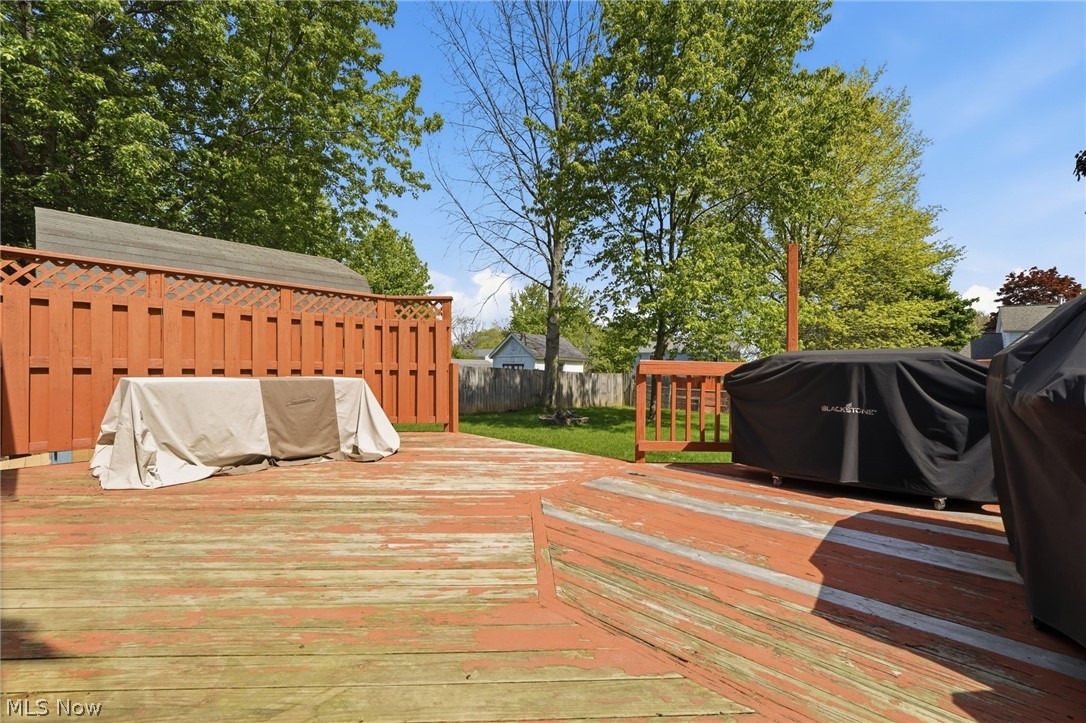 915 Old Farm Trail Medina OH 44256