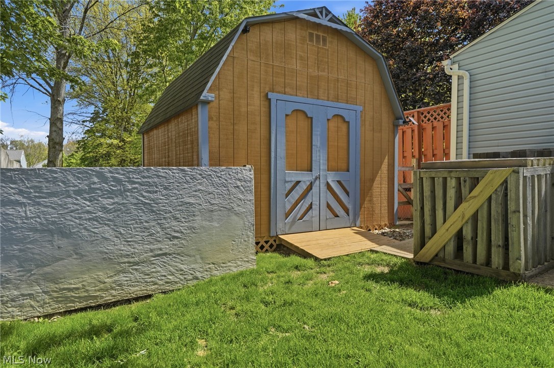915 Old Farm Trail Medina OH 44256