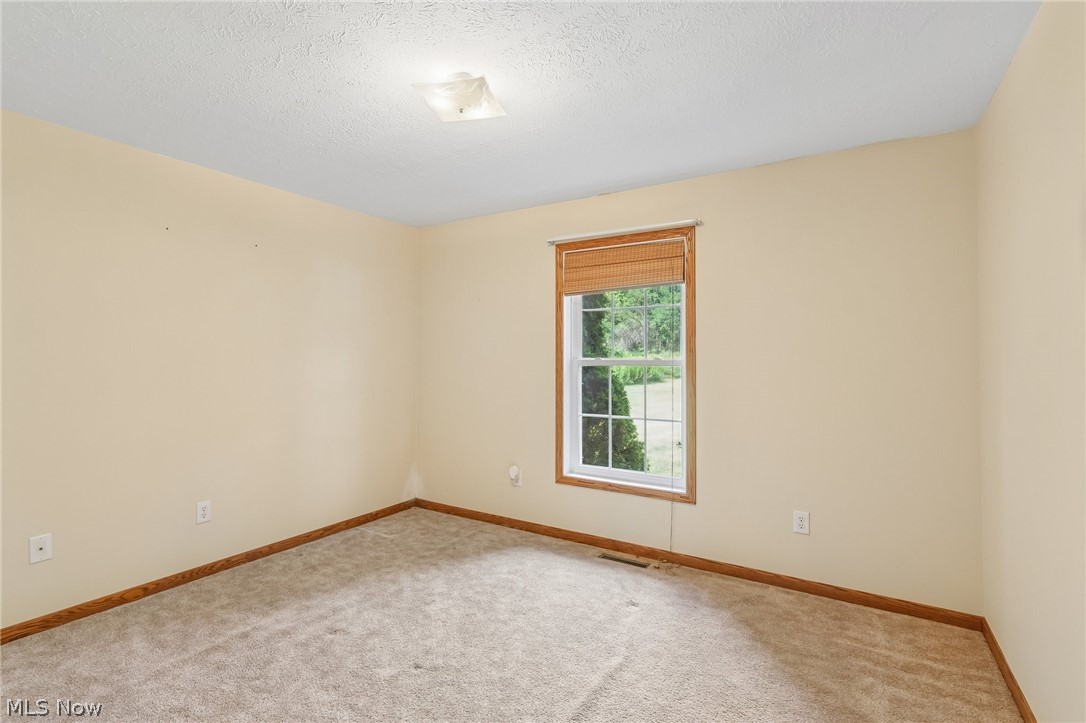 7478 Smalley Road Windham OH 44288