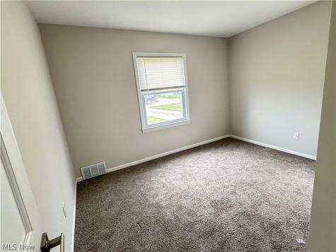 29516 Cresthaven Drive Willowick OH 44095