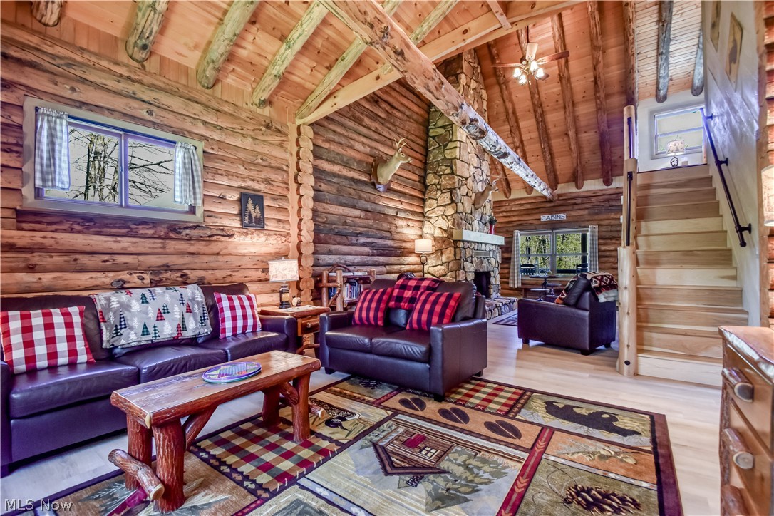 11376 Ridgeway Road Kensington OH 44427