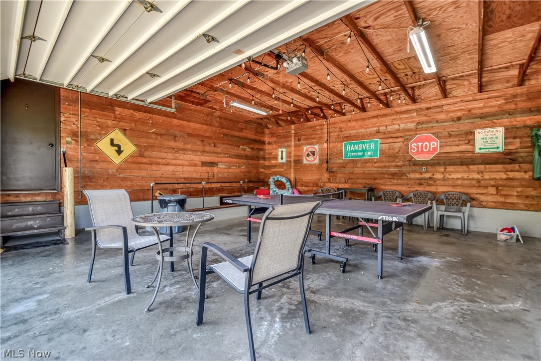 11376 Ridgeway Road Kensington OH 44427