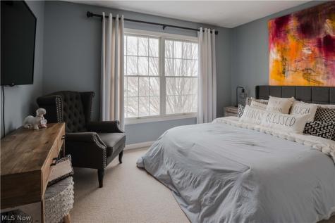 4307 S Fall Lake Drive Avon OH 44011