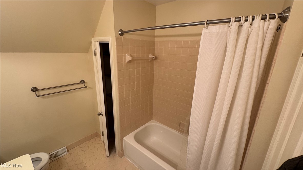32443 S Burr Oak Drive Solon OH 44139