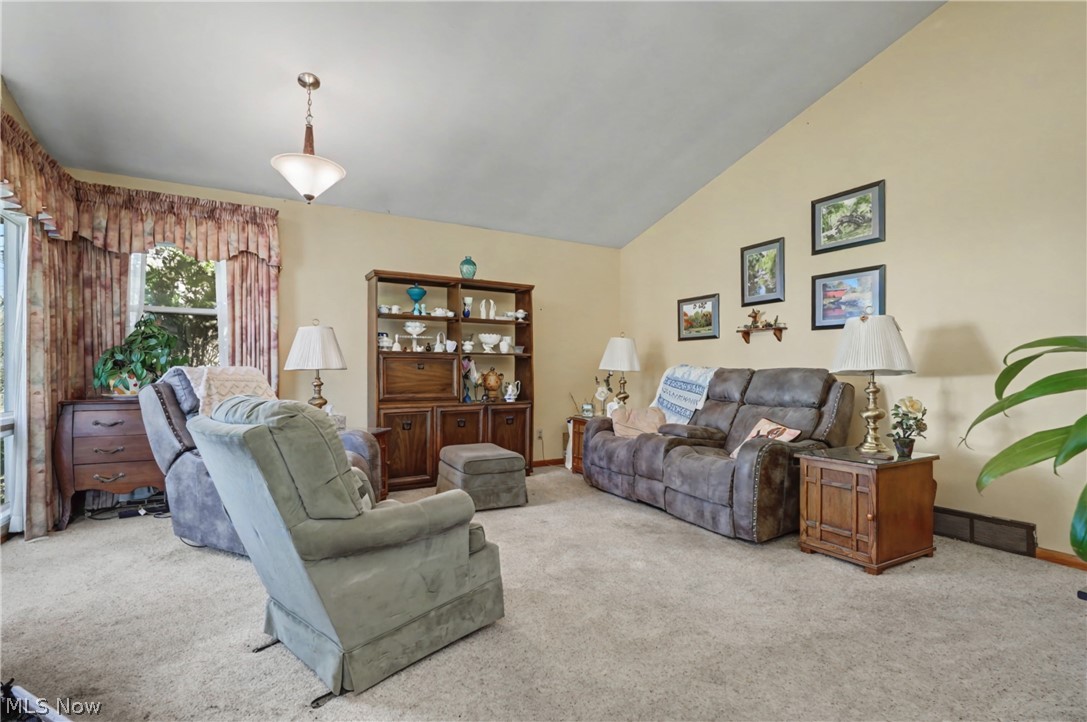 473 Leeds Street Akron OH 44305