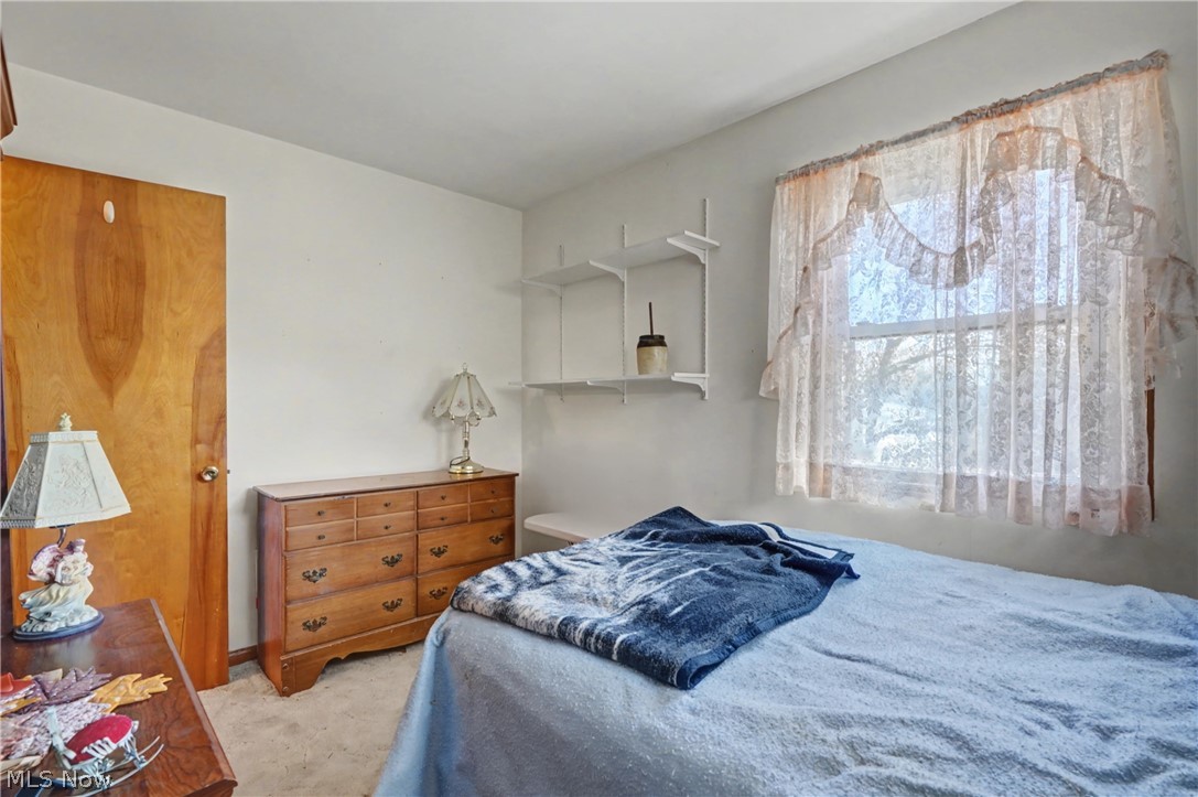 473 Leeds Street Akron OH 44305