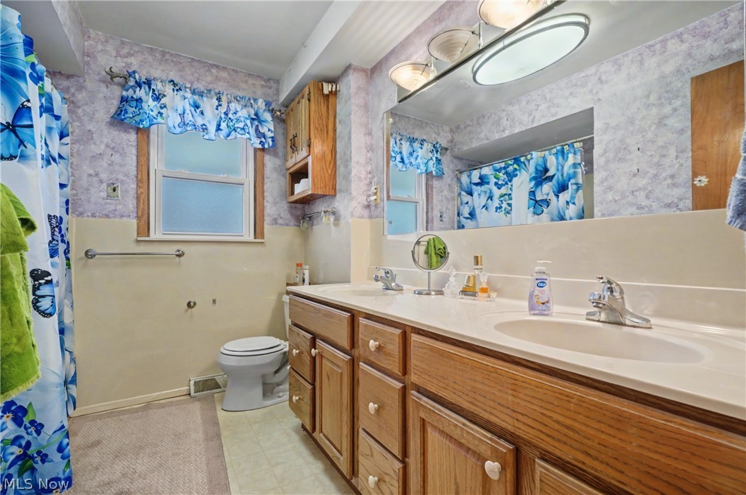 473 Leeds Street Akron OH 44305