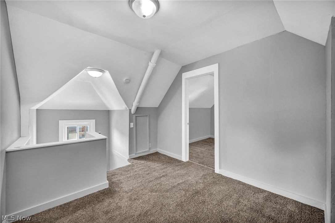 3822 Carlyle Avenue Cleveland OH 44109