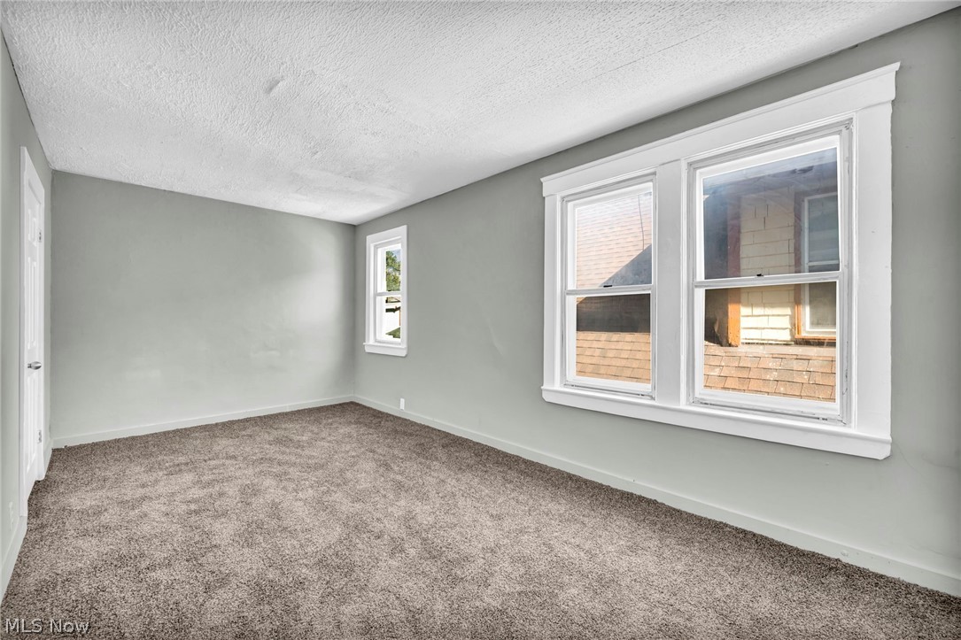 3822 Carlyle Avenue Cleveland OH 44109