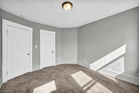 3822 Carlyle Avenue Cleveland OH 44109