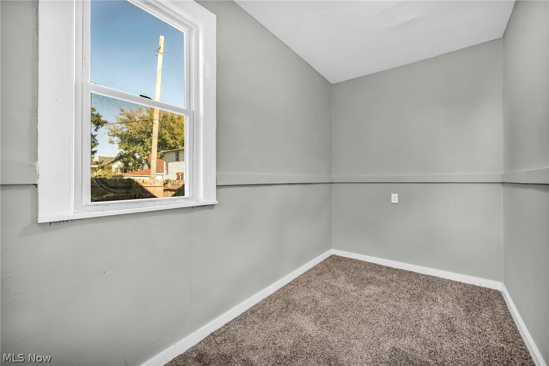 3822 Carlyle Avenue Cleveland OH 44109