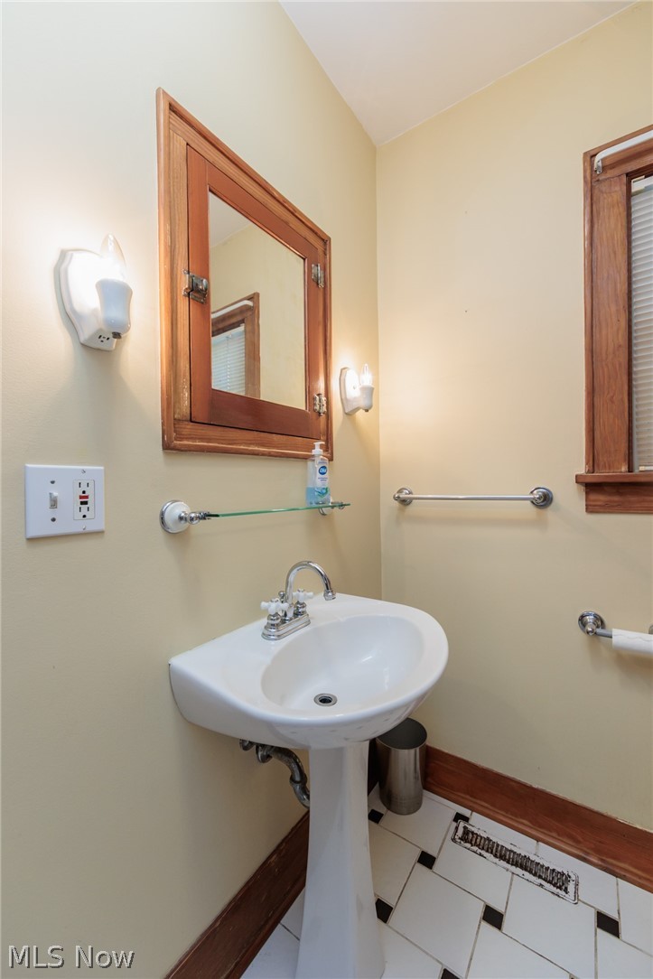 45 Victor Avenue Cuyahoga Falls OH 44221
